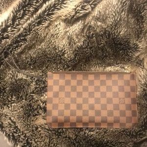 Louis Vuitton Clutch